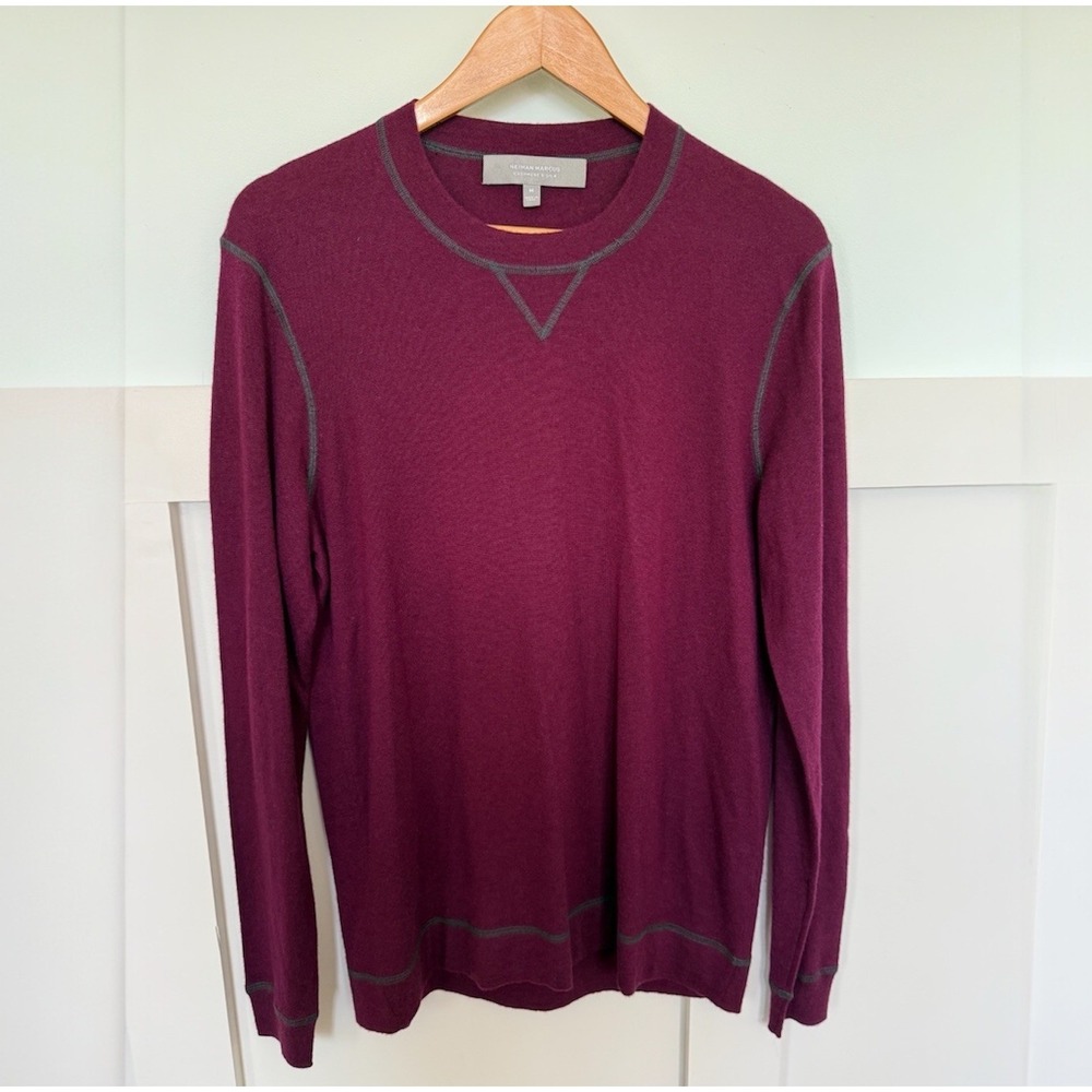 Neiman Marcus Cashmere Silk Sweater Men's Medium Plum Career Casual Quiet Luxury